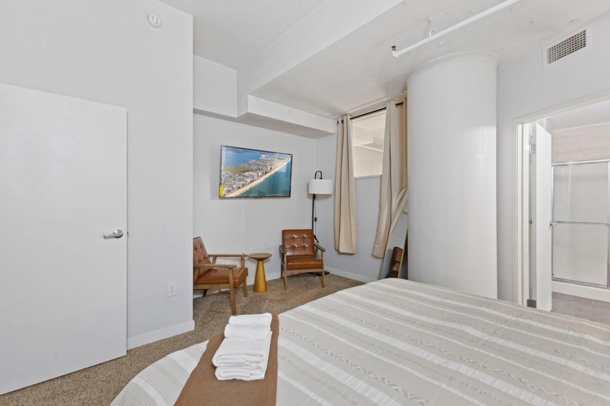 Indy Urban Stay - Skywalk Access - Convention Center - Sleeps7 印第安納波利斯 外观 照片